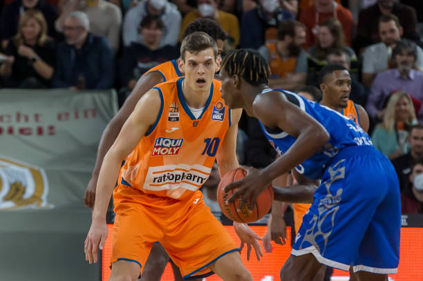 2个名额 2个名额